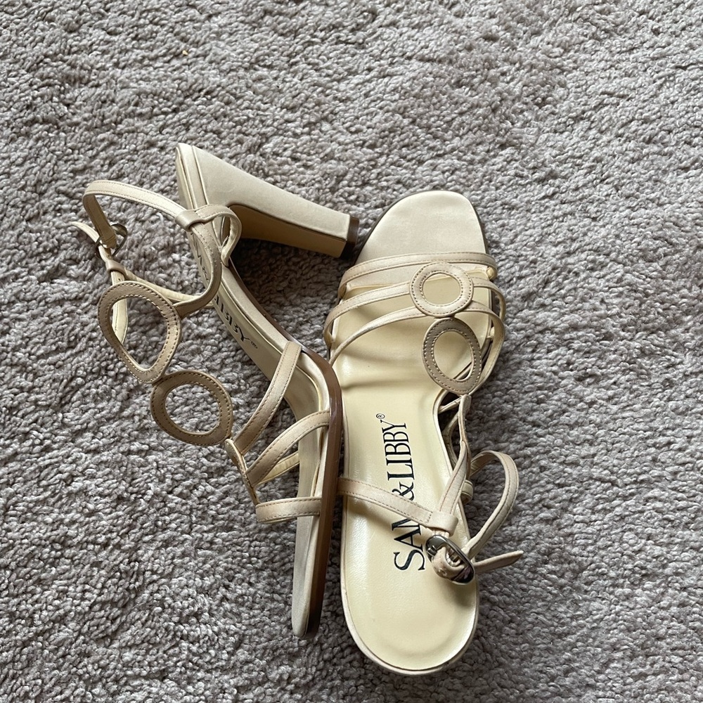 Sam & Libby Womens size 8.5 heels